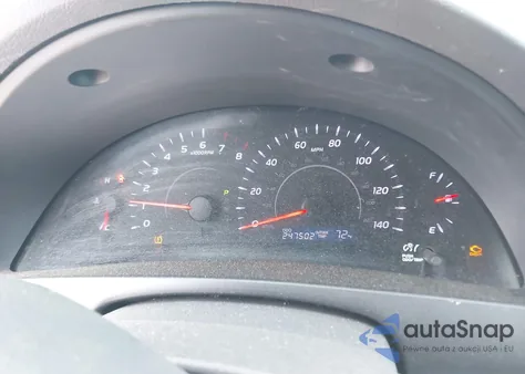 2010 Toyota Camry Le/Se/Xle z USA, uszkodzony, nr VIN 4T4BF3EK3AR009631